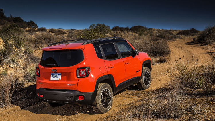 26-2015-jeep-renegade-trailhawk-1.jpg