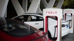 Tesla lost $293M last quarter, says 80k deliveries will happen this year